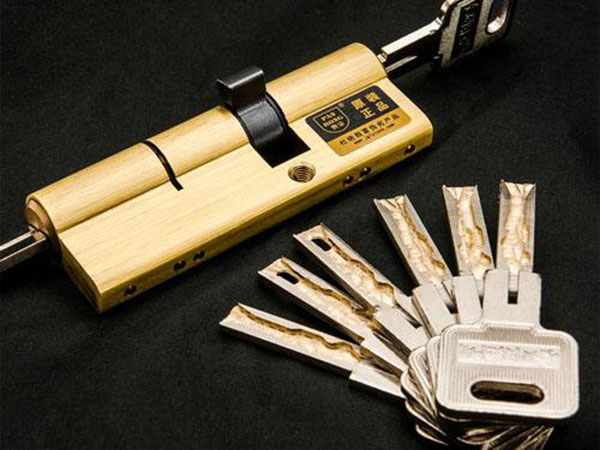 隆林24小时上门开锁公司