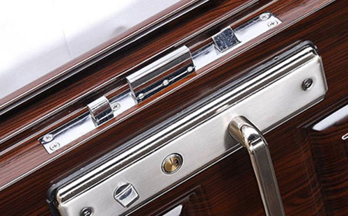 隆林24小时上门开锁公司